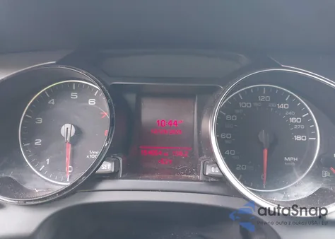 2010 Audi A5 2.0T Premium z USA, uszkodzony, nr VIN WAULFAFH2AN006771